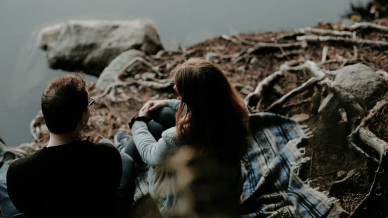 What Does a Healthy Relationship Really Look Like? - Gentle Path at The Meadows
